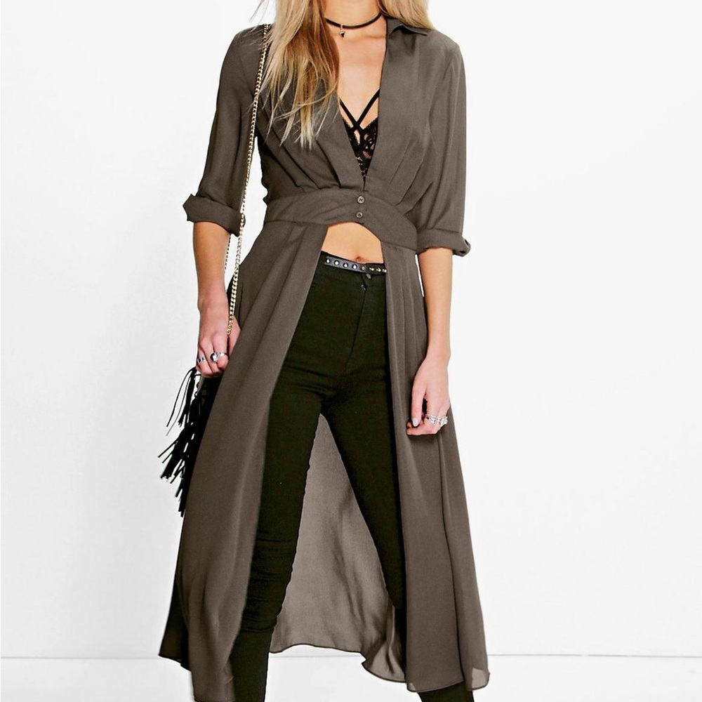 Boohoo maxi shirt plunge